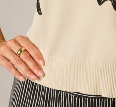 Sleeveless Floral Embroidered Polo Sweater In Cream Black
