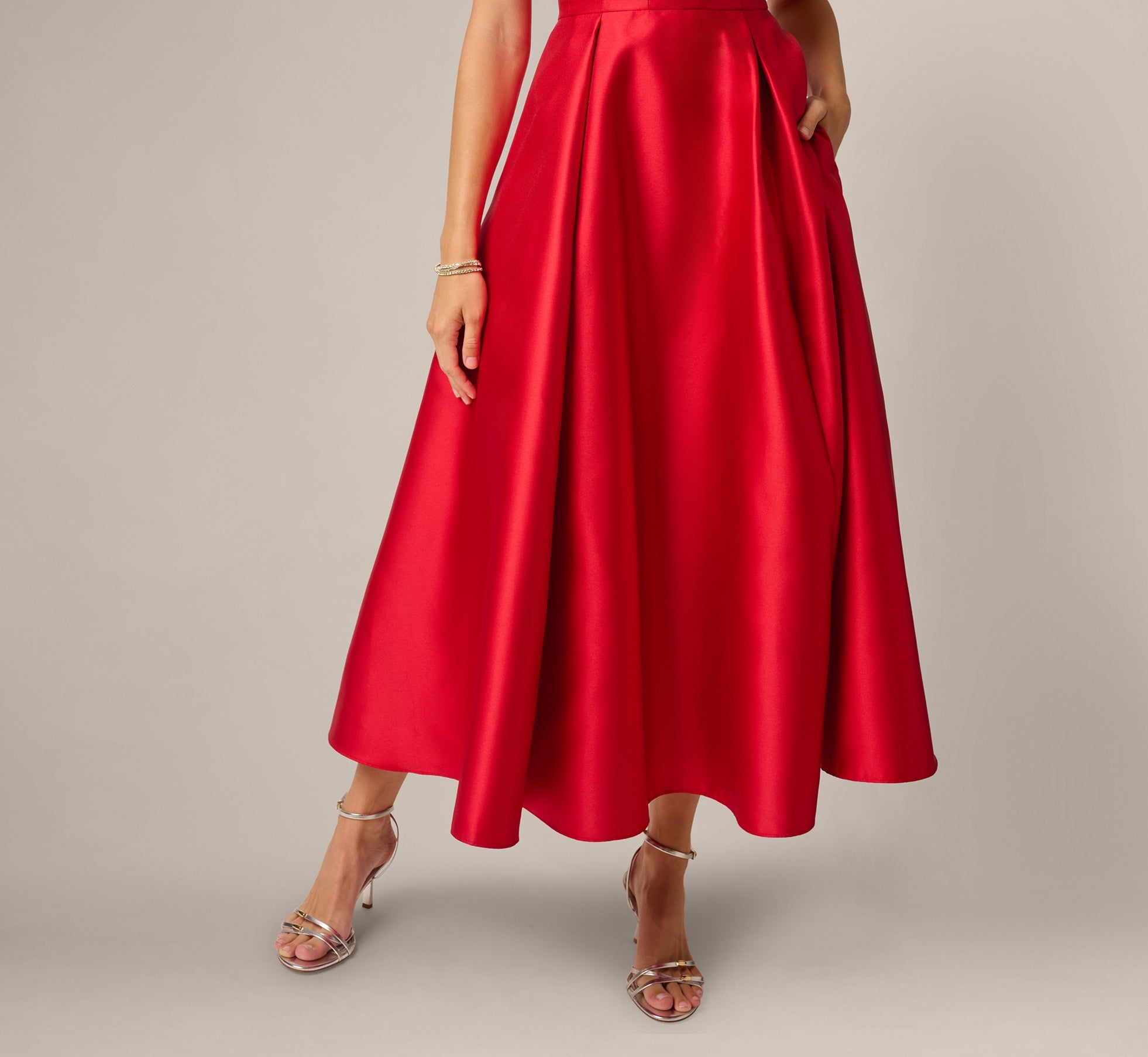 Strapless Scalloped Fit And Flare Ankle Length Dress In Red